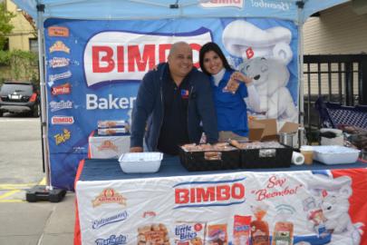 Bimbo Reps Rene Barrero Valeria Hernandez Samples Foodtown Carousel