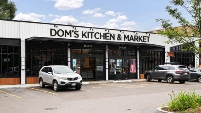 Dom's Kitchen & Market, Lincoln Park