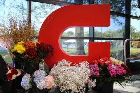 Giant Co. Floral Summit