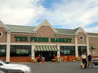 6. THE FRESH MARKET IS REINVENTING THE CENTER STORE