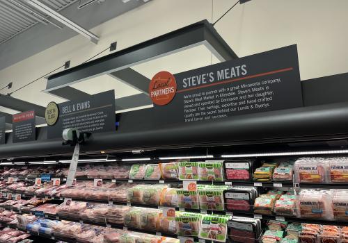 Lunds & Byerlys meat section