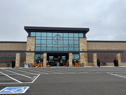 Lunds & Byerlys Apple Valley Exterior