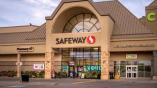 Safeway Store in Canada